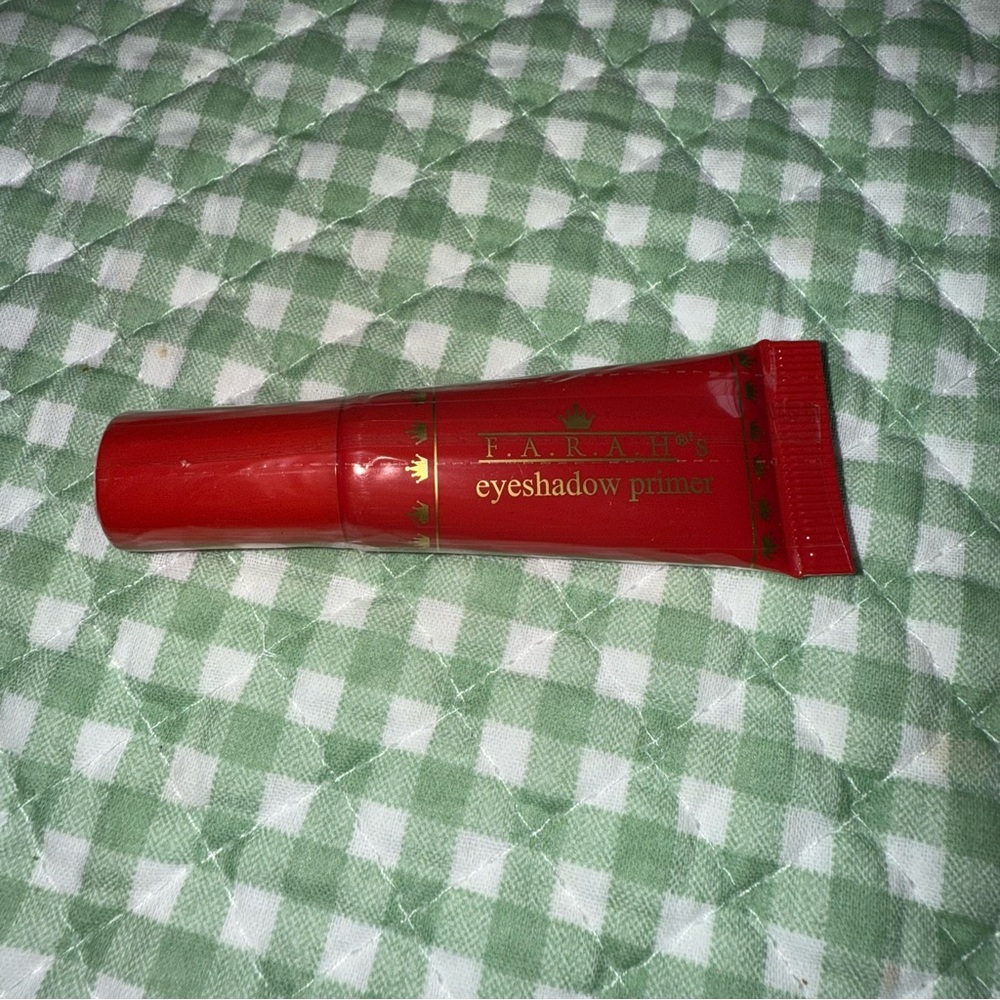 eyeshadow primer